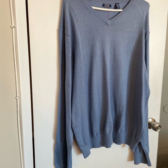 IZOD Long Sleeve V-Neck Sweater - Size XXL - Picture 3 of 12